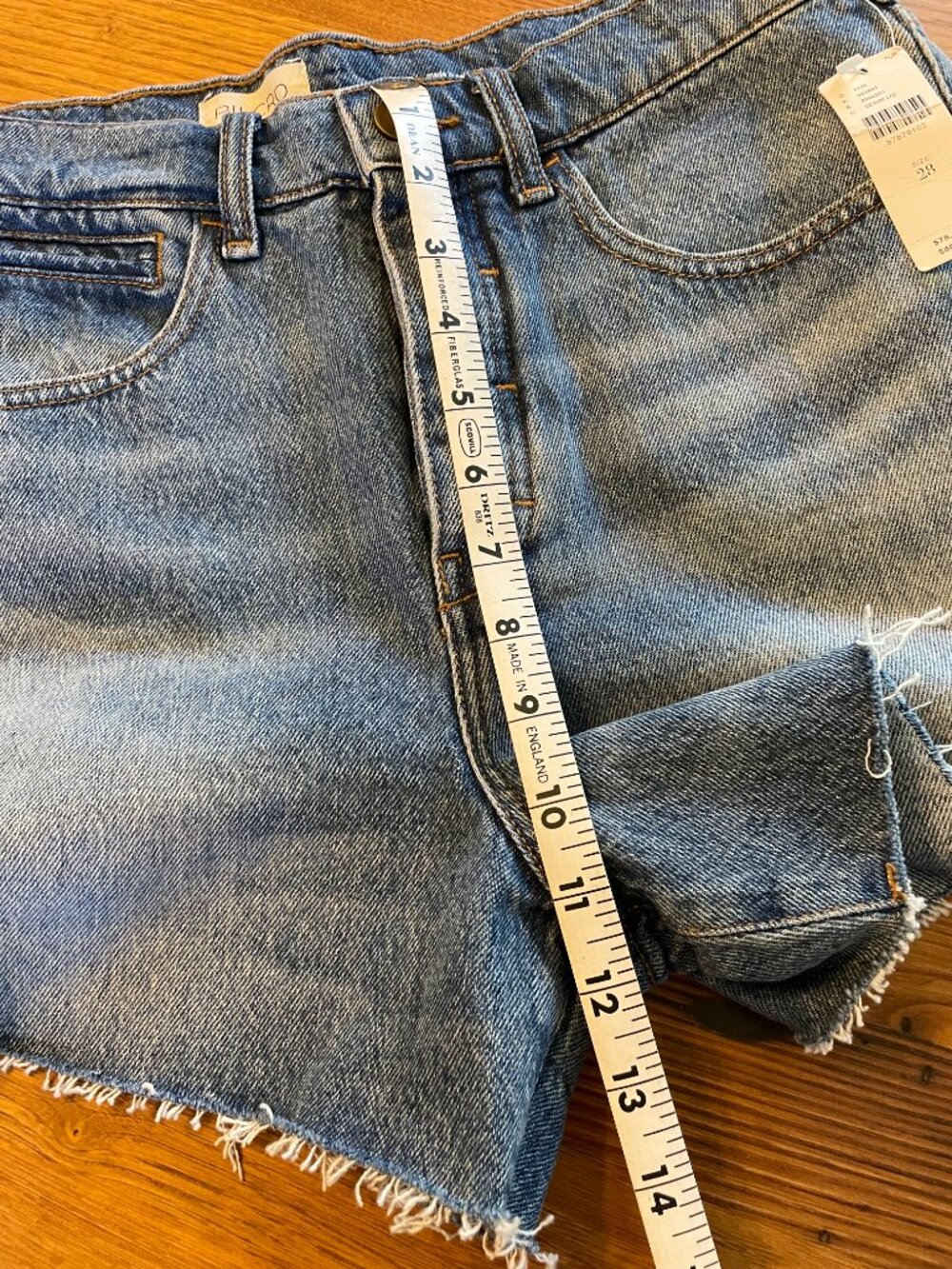 Pilcro jean shorts, size 28, NWT - Picture 10 of 10